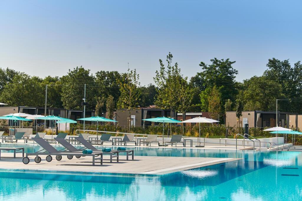 Panorama Mobile Homes In Camping Park Umag Buitenkant foto