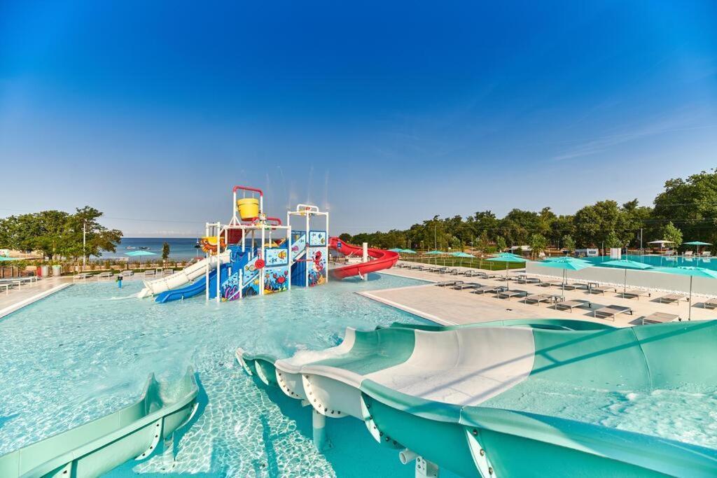 Panorama Mobile Homes In Camping Park Umag Buitenkant foto