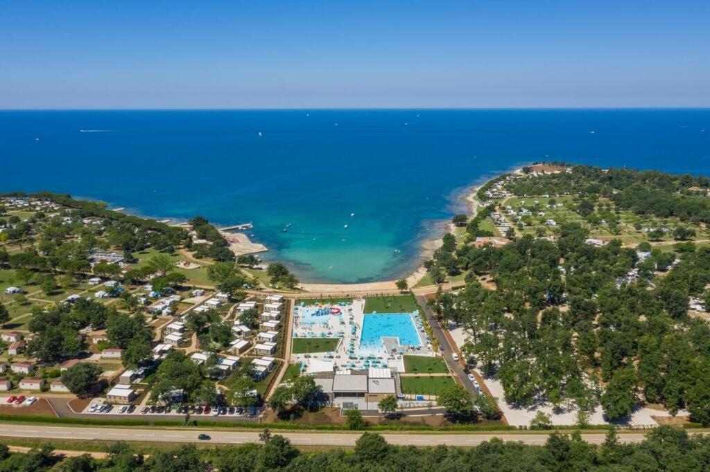 Panorama Mobile Homes In Camping Park Umag Buitenkant foto