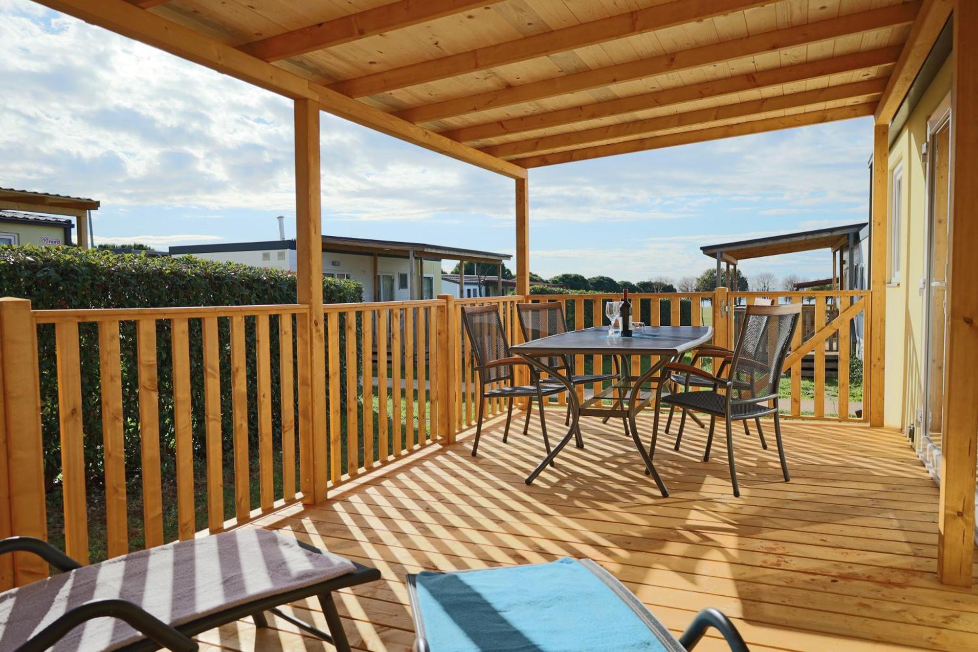 Panorama Mobile Homes In Camping Park Umag Buitenkant foto